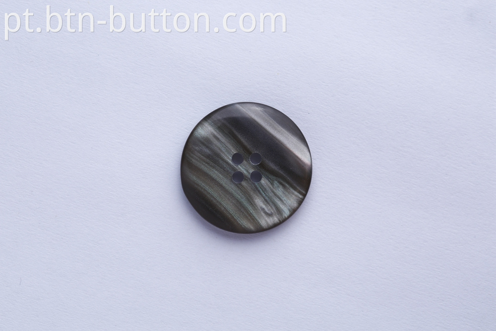 Resin spray paint imitation shell button